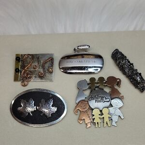 Vintage Metal Brooch Pin Set